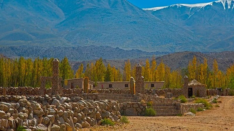 Apoyo a Laguna Blanca como “mejor pueblo turístico del mundo”