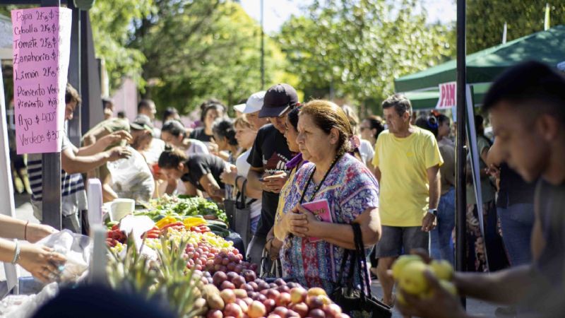 Exitosa jornada del Mercado Social en Paclín