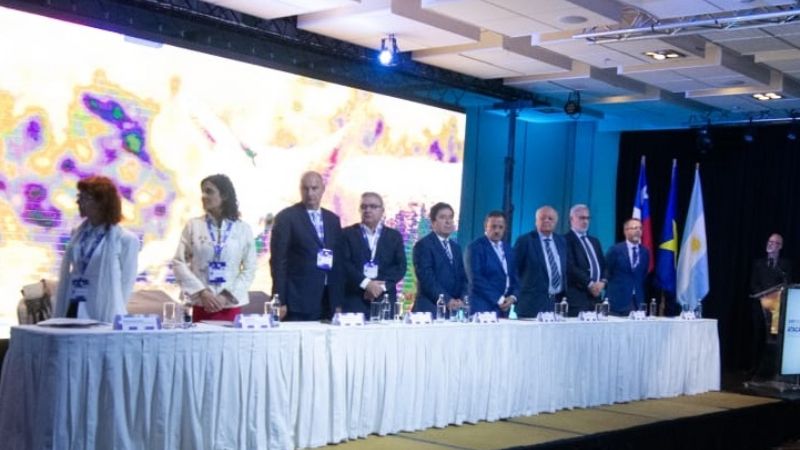 Jalil participa de reunión ATACALAR