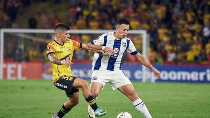 Talleres vuelve con un valioso empate Ecuador