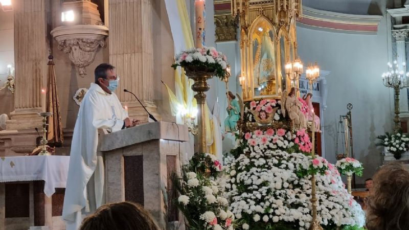 Homenaje a la Madre Morena Cáritas Diocesana