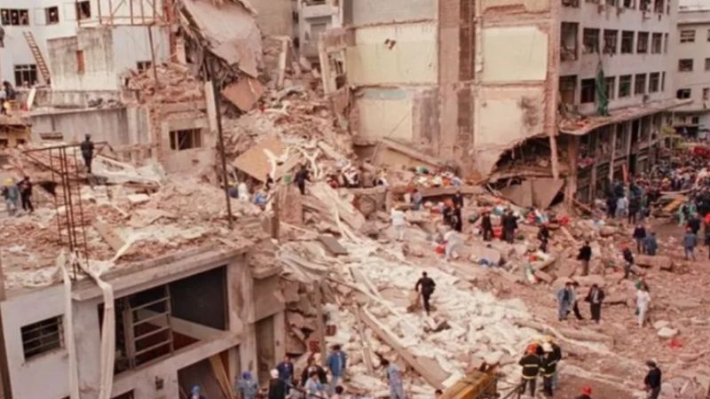 Responsabilizan a Irán por el atentado a la AMIA y a la embajada de Israel