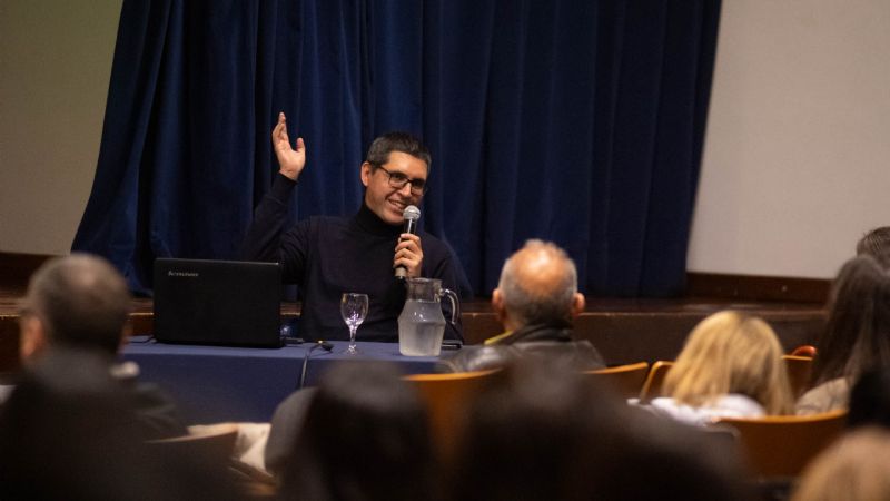 Charla sobre la historia de la devoción de la Virgen del Valle