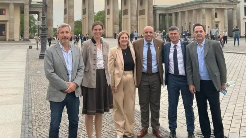 Dalmacio Mera en una gira con Rogelio Frigerio