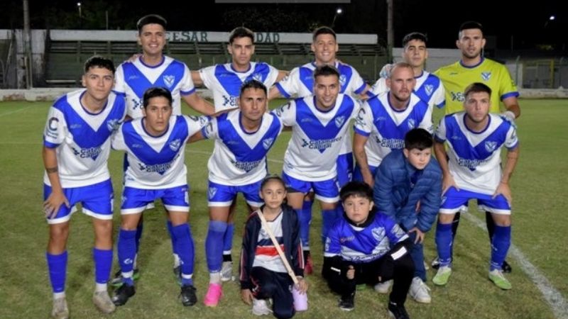 Vélez debutó con victoria 1-0 sobre Defensores