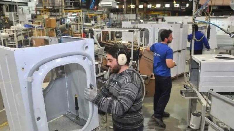 Empresa de Córdoba despidió a 200 empleados