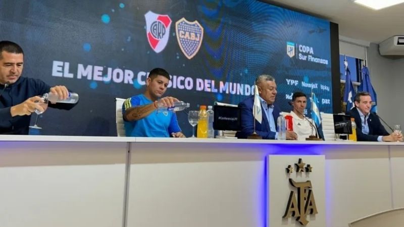 Rojo y Fernández calentaron la previa