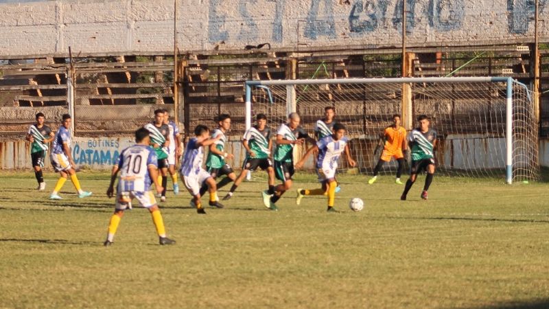 Empate de Sureños-Social Rojas y Sumalao cerca de título