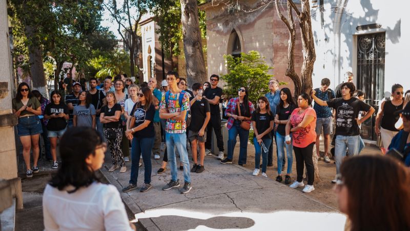 Recorrido histórico y patrimonial por el Cementerio Municipal de la Capital