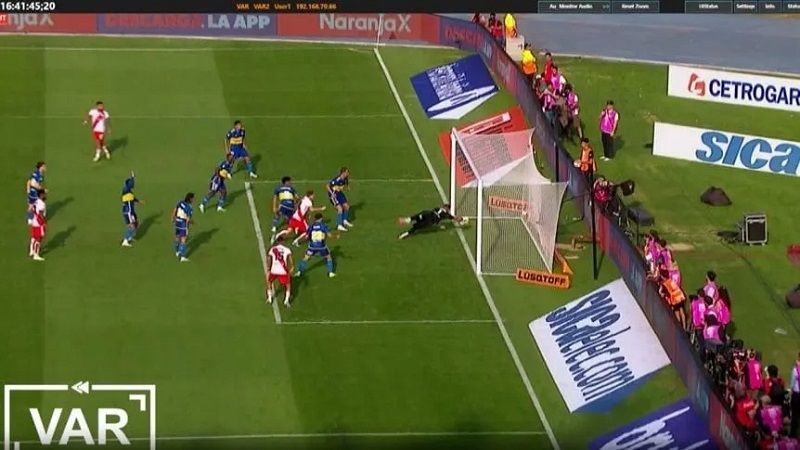 Audio del VAR sobre el gol anulado a River