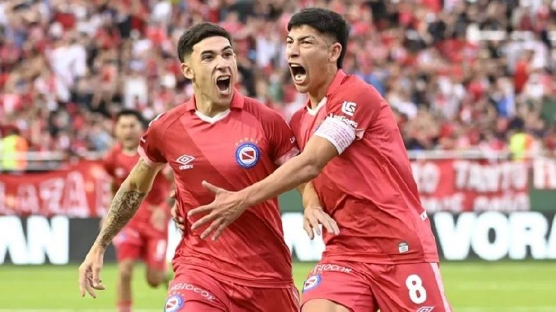 Argentinos ante Corinthians, por la Sudamericana