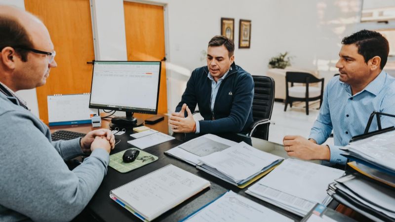 Raul Barot se reunió con Marchetti