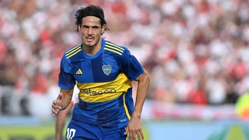 Cavani no estará en Boca frente a Fortaleza