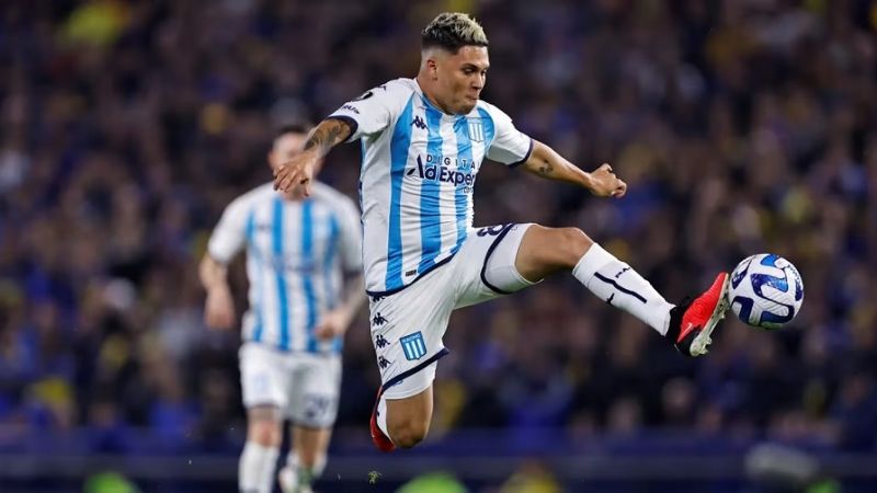 Racing, con Juanfer, ante Coquimbo en Chile