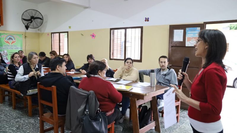 Se realizó en el Barrio “El Mástil” la primera reunión 2024 del programa Vecinos Anfitriones