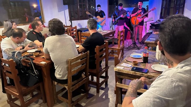 Leo Rasgido y Lucas Tapia, en la Peña de la Casa de la Puna