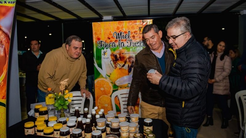 Más de 50 productores participaron del primer Mercado Itinerante