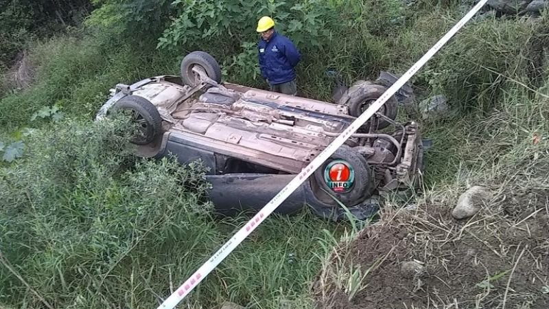 Volcó un vehículo en Los Altos