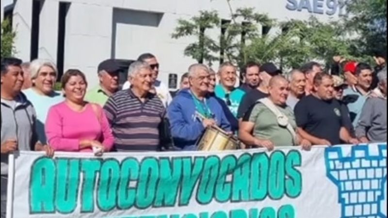 Escala la tensión en el conflicto policial