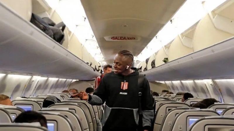 Con Cetré en duda, Estudiantes ya está en Córdoba