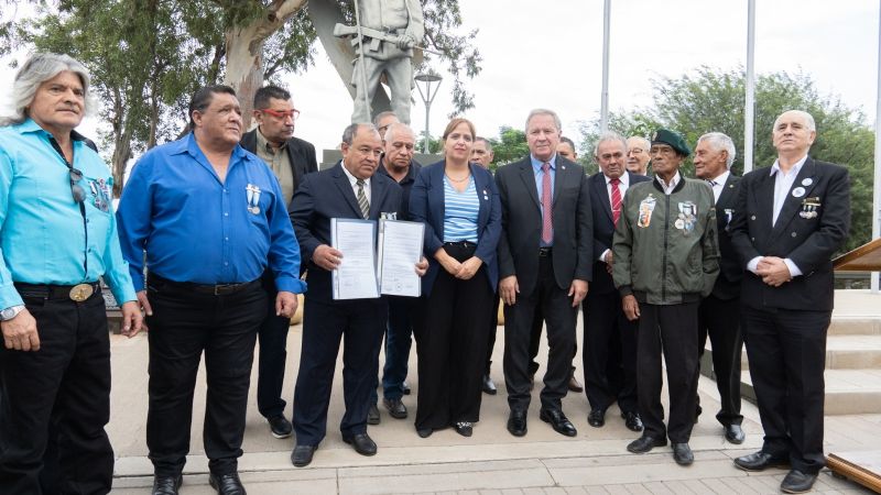 Se realizó el acto oficial para recordar la gesta de Malvinas