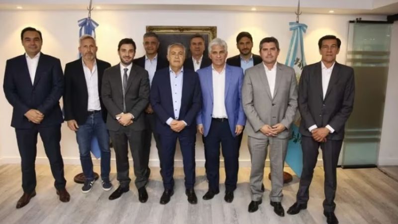 Gobernadores de JxC se reúnen para unificar una estrategia de presión a Milei