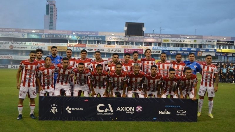 Talleres (RdE) lo dio vuelta y eliminó a Instituto