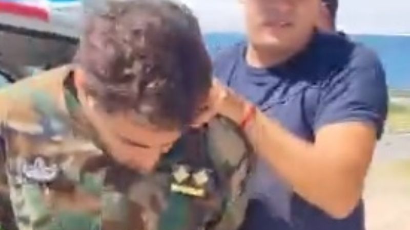 Salió a delinquir con el uniforme de comisario