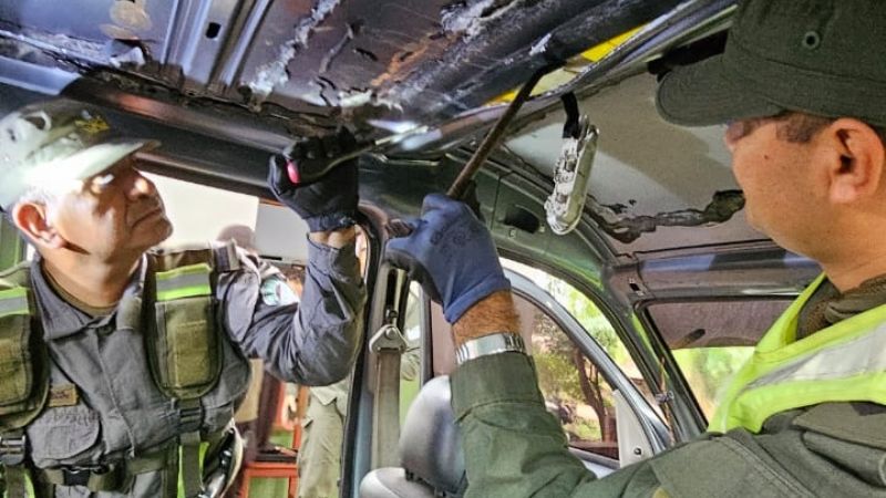 Viajaban con 67 kilos de cocaína ocultos en el techo del auto