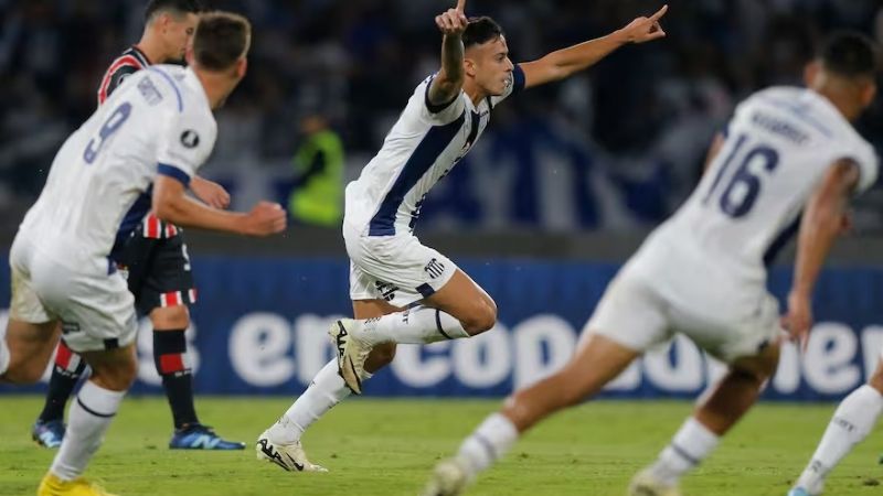 Talleres derrotó a San Pablo, por la Libertadores