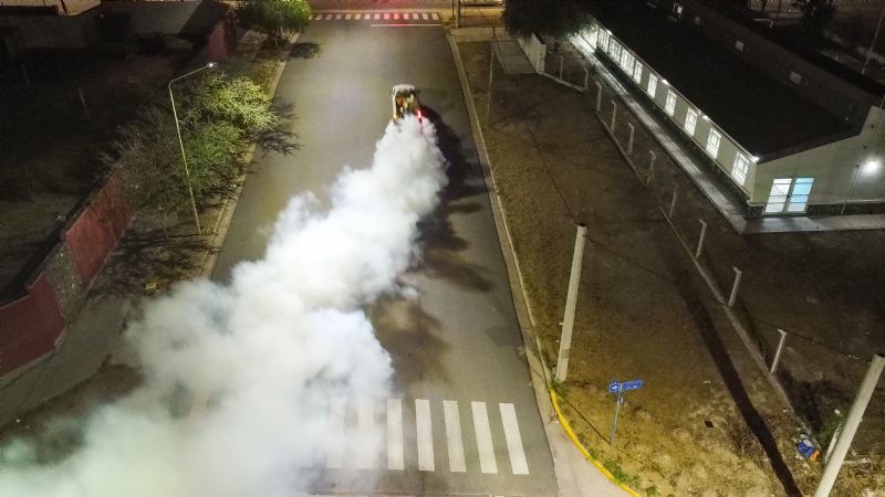 Prevención del Dengue en Plaza Hipólito Yrigoyen