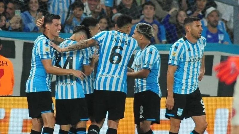Racing venció a Lanús y sigue con chances de clasificar