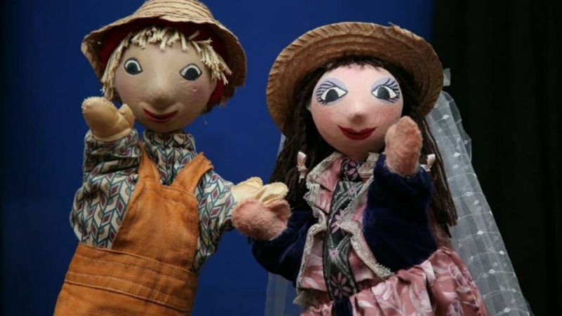 Gira titiritera de la compañía La Pareja