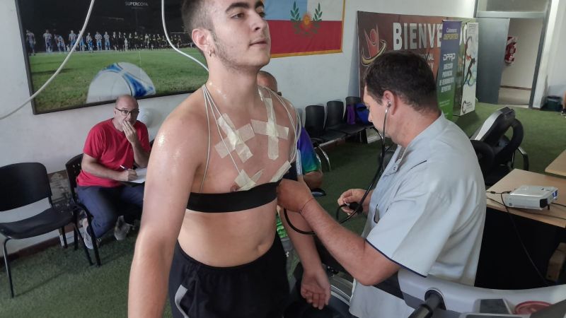 Karatecas en la Dirección de Rendimiento Deportivo