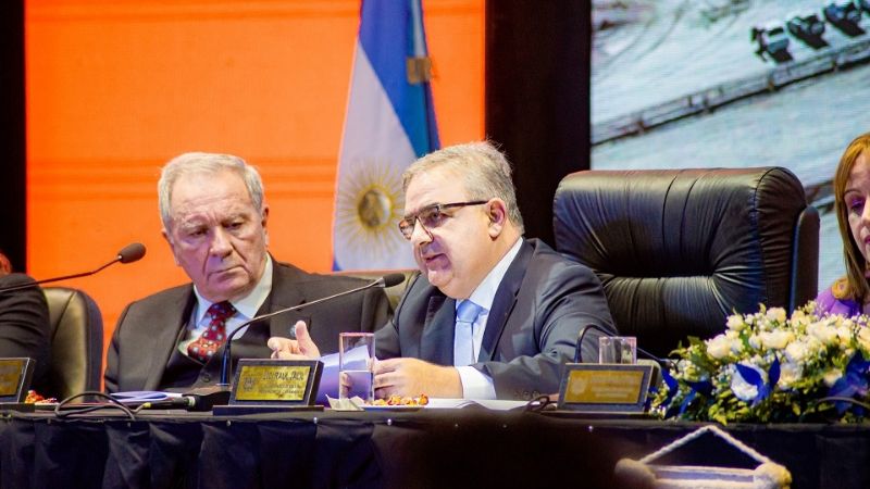 Inversión en obra pública y minería, ejes en el discurso del Gobernador