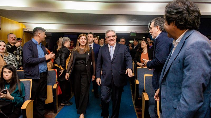 Jalil anunció un plan de créditos hipotecarios