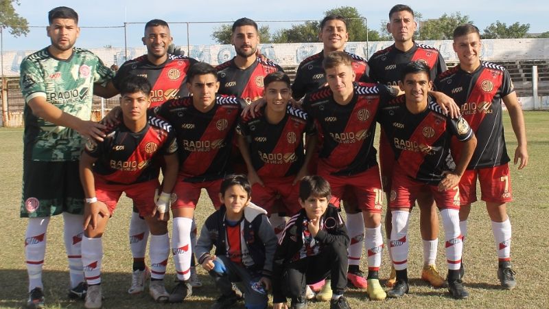 “La Villa” ganó y quedó como solitario líder