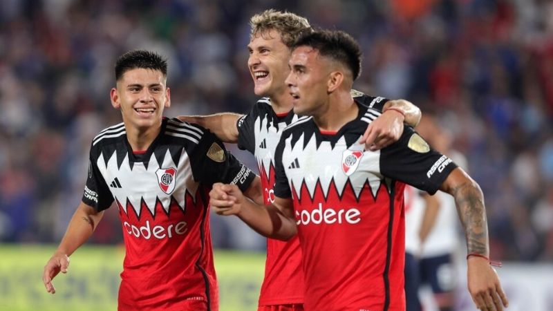 River con “el Ferro”; Independiente-Talleres