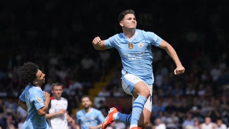 Julián puso el cuarto en la goleada del City al Fulham