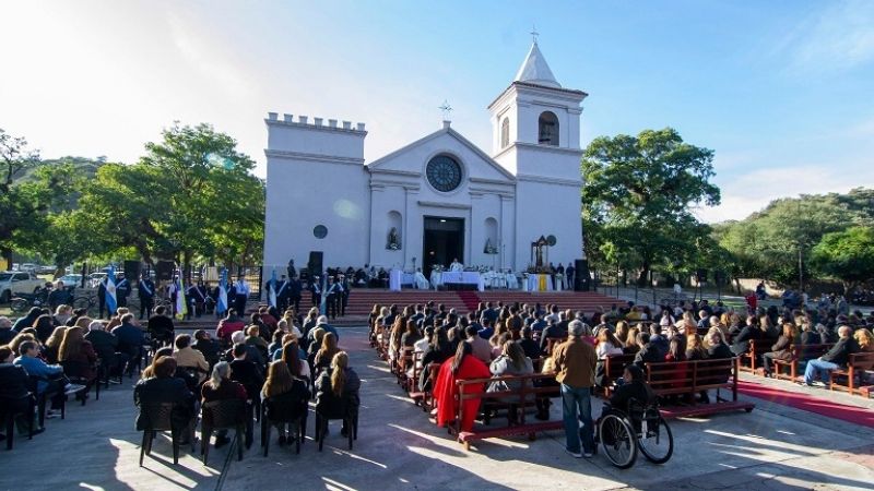 Jubilosa fiesta en honor del Beato Mamerto Esquiú en Piedra Blanca