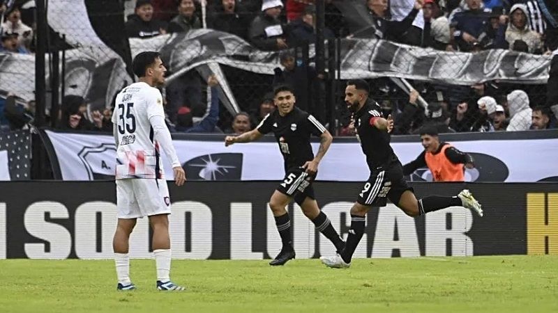 Riestra venció a San Lorenzo y Estudiantes a Tigre