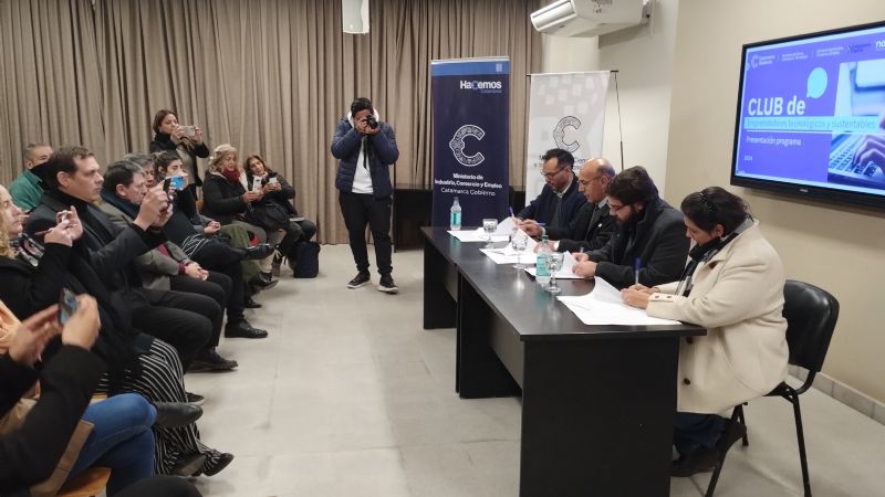 UNCA, Gobierno y Municipalidad acuerdan desarrollar programa para emprendedores tecnológicos