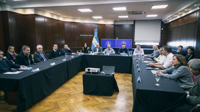 El ministro de Salud de la Nación se reunió con los Ministros de Salud del NOA y el NEA