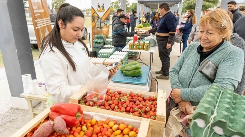 Una familia tipo necesita $1.434.464 por mes para no ser pobre