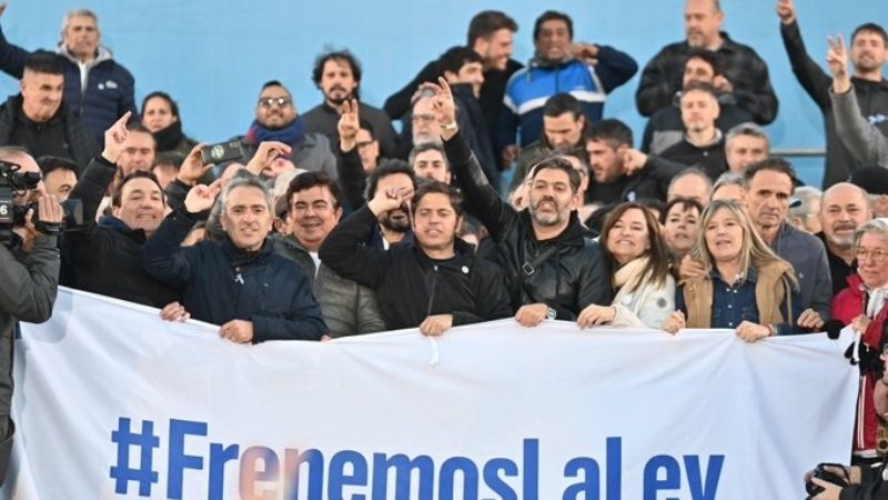 Axel Kicillof lanzó su “pacto con el pueblo” bonaerense