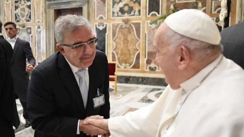 Jalil con el Papa Francisco