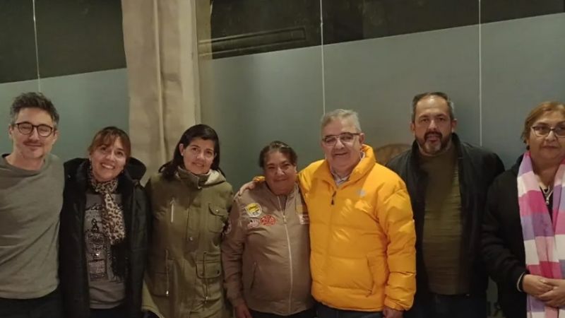 Momentáneamente se levantó el acampe policial