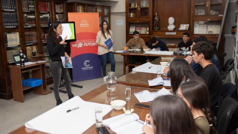 Nuevo encuentro del taller gratuito de Orientación Vocacional "Construyendo mi futuro"