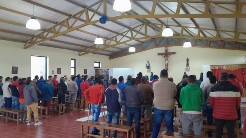 Celebran la Solemnidad de  Pentecostés en la cárcel