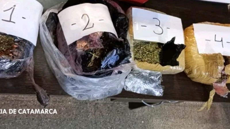 Detienen a una mujer con 4 kilos de marihuana
